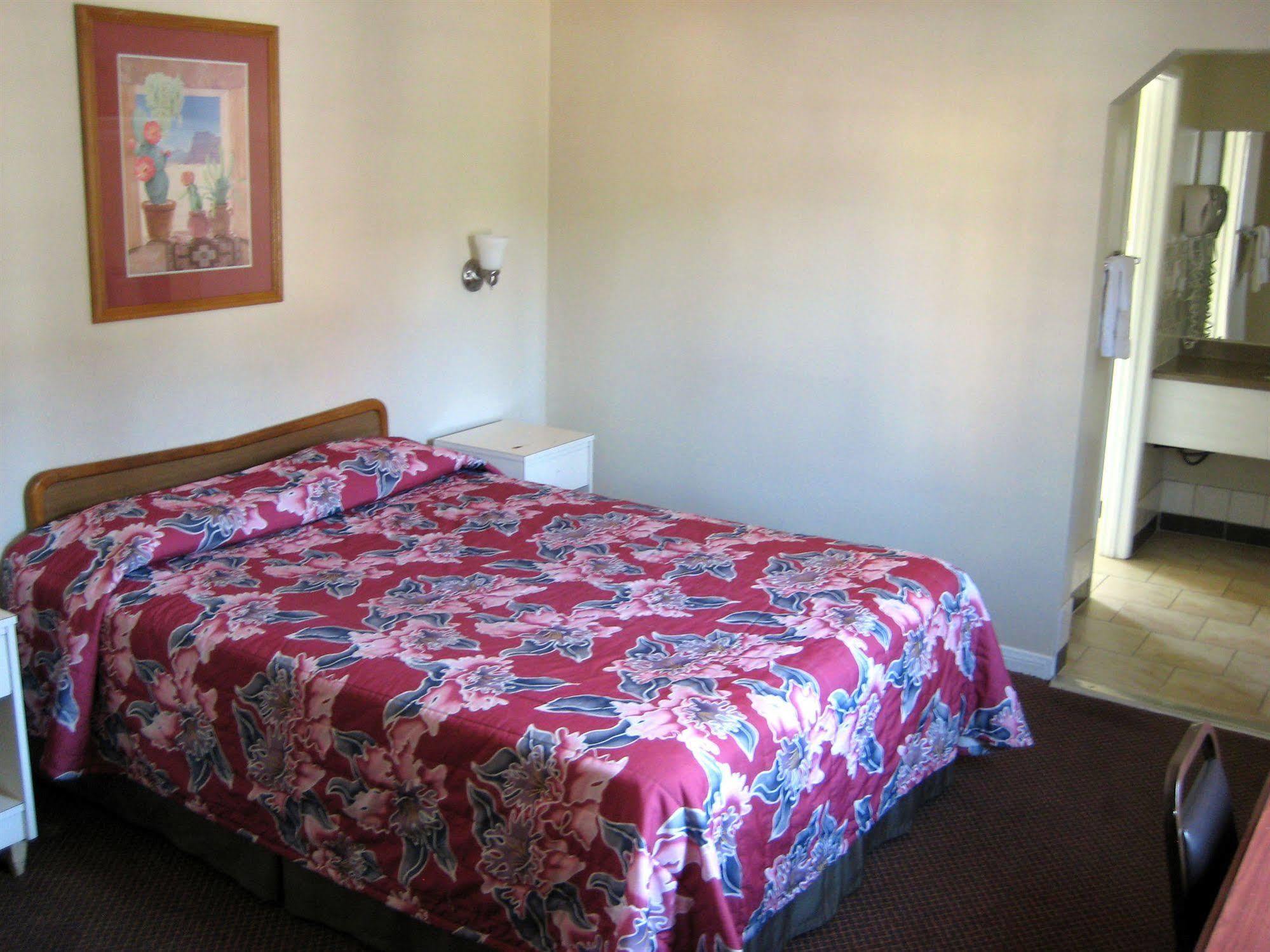 Hollywood La Brea Motel