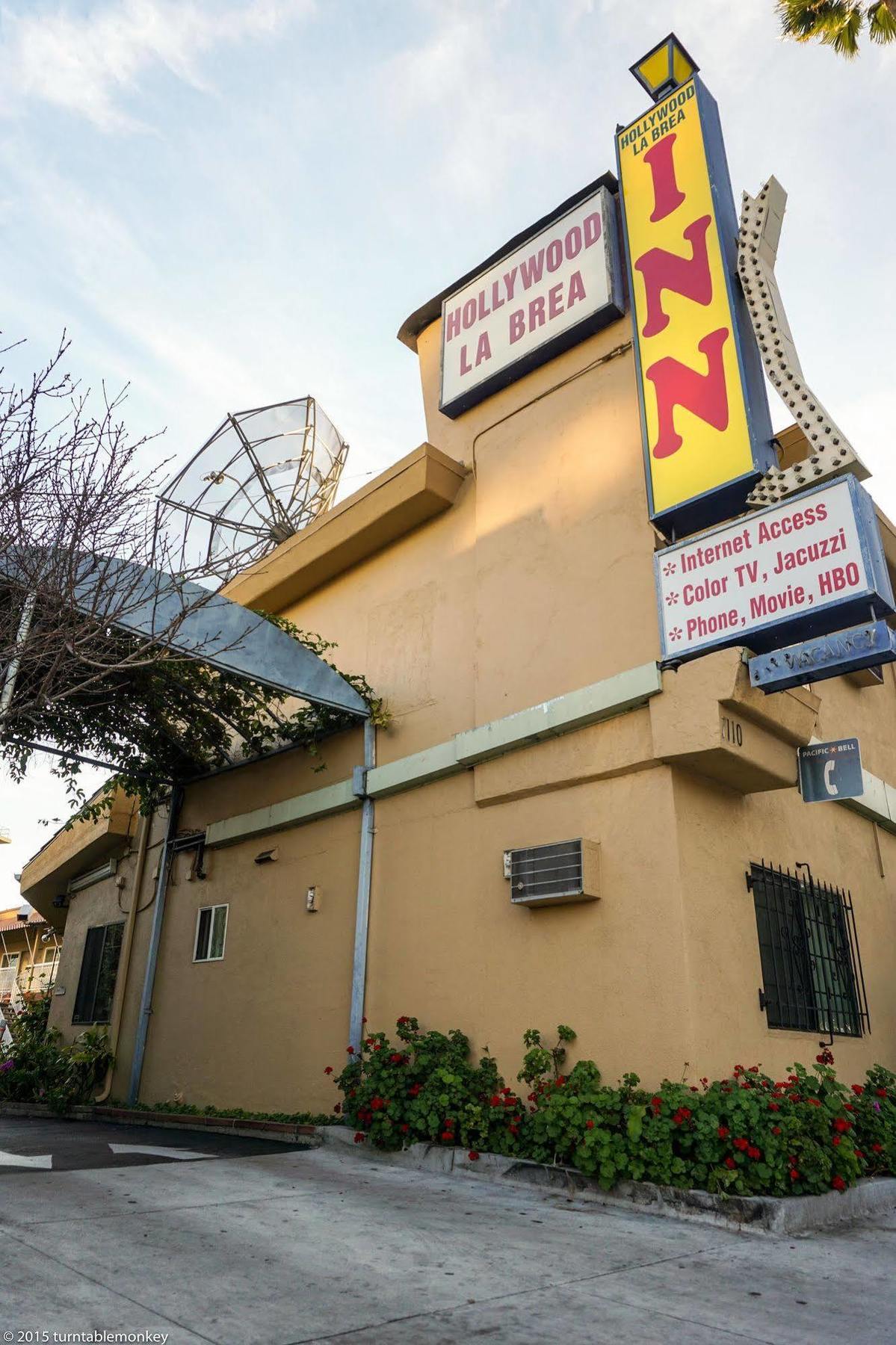 Hollywood La Brea Motel 2*